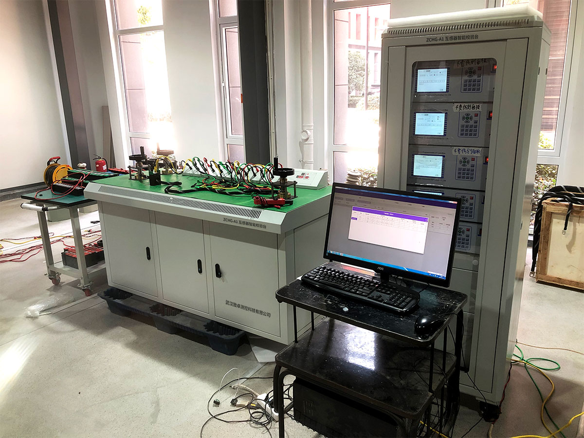 d64e358f419e9c2263a0f3f80dff00de.jpg 标准互感器校验台.jpg